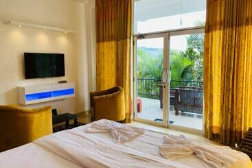 ペンション Holiday Homes Guest Inn Ella