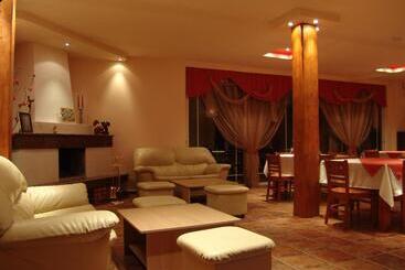 بنسيون Zasheva Kushta Guesthouse