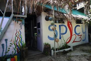 هاستل Spicy23   M  Pai Bay