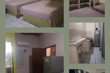 アパートホテル Bungalows Casa Regina