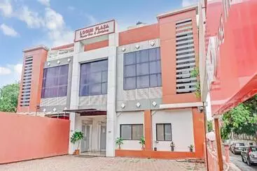Hotel O Log Inn Plaza Near Eon It Park
