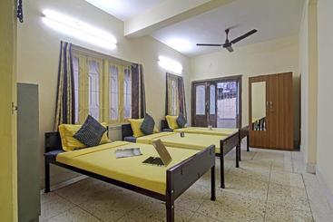 בית מלון כפרי Oyo 76941 Grace Residencypondicherry