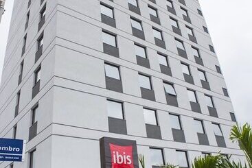 هتل Ibis Ponta Grossa