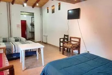 Hostel La Posada De La Calandria