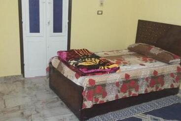 Bed and Breakfast King Nubian Guest House