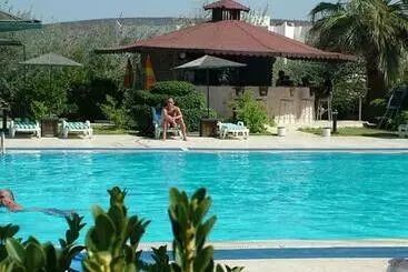 בית מלון כפרי Babaylon