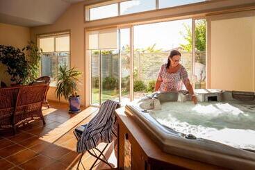 Hotelli Hawkdun Lodge