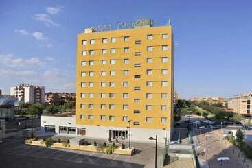 فندق Travelodge Madrid Alcalá De Henares