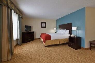 فندق Holiday Inn Exp Winston Salem By Ihg