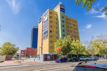 Hotel Travelodge Madrid Alcalá de Henares