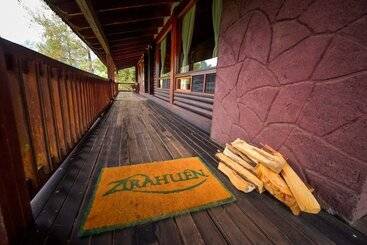 فندق Zirahuen Forest And Resort