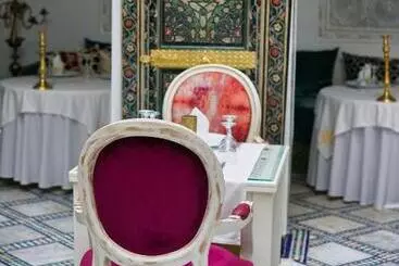 Riad Maison Bleue And Spa