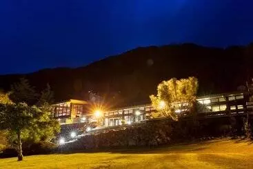 ホテル Maruia Hot Springs