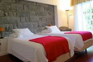 هتل Quinta Das Buganvilias