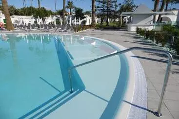 بانگلو Canary Garden Club