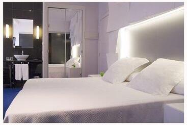 هتل Room Mate Mario