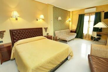 Апарт-отель Señorío De Los Bazán