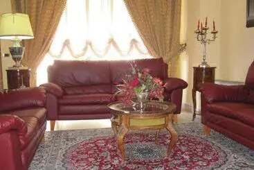 Hotel D Angelo Palace