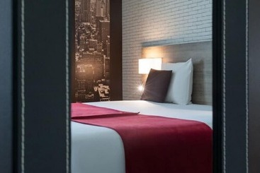 هتل The Originals City, Hôtel La Saulaie, Saumur Ouest