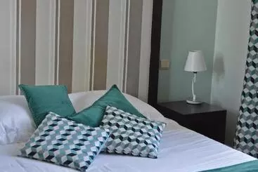 Hotel Château De La Pomarède