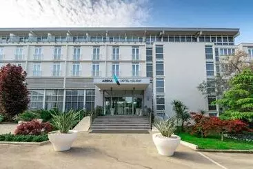Arena Hotel Holiday