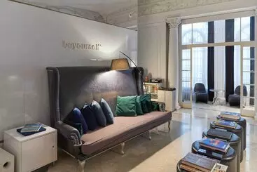 Hôtel Chic & Basic Born Boutique