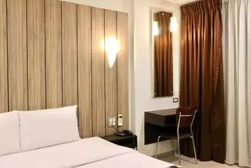 Отель Swana Bangkok