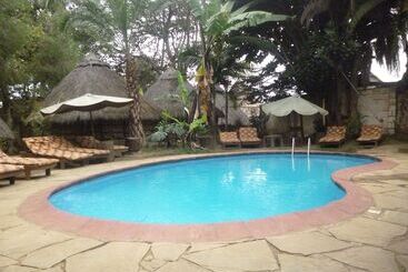 호텔 L Oasis Lodge & Restaurant