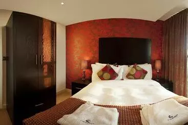 Blue Rainbow Aparthotel Manchester