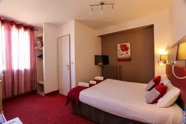 Brit Hotel Bleu Nuit