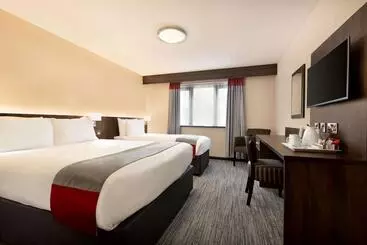 Отель Ramada Bristol West