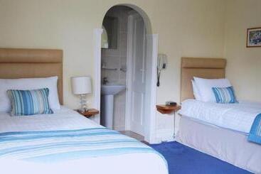 호텔 The Lawn Guest House Gatwick