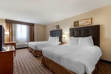 בית מלון כפרי Best Western Cold Lake Inn