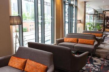 Clayton Hotel, Leeds