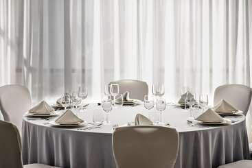 호텔 Sheraton Poznan