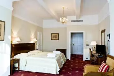 호텔 Ensana Thermia Palace