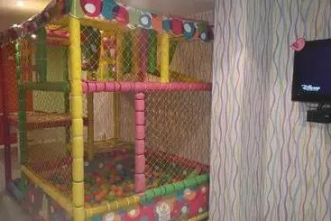 酒店 Howard Johnson By Wyndham San Pedro