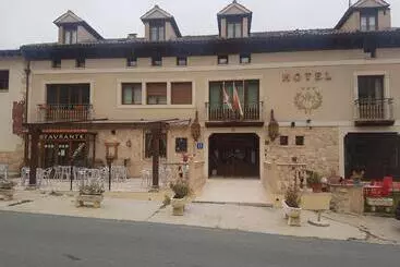 Hotel Puerta Sepúlveda