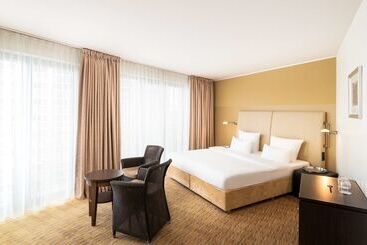 Elaya Hotel Hamburg Finkenwerder Ehemals The Rilano Hotel Hamburg