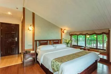 Hotel Yangshuo River View