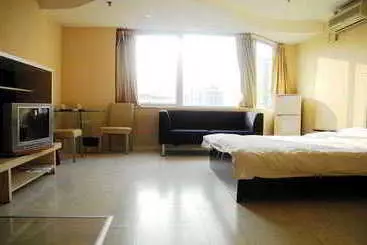 Shanghai New Century Mansion Service Apartment