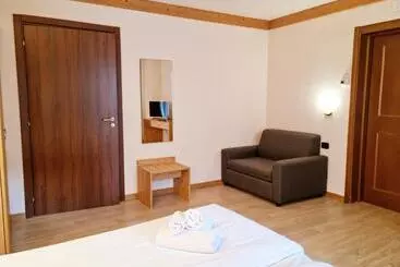 فندق San Carlo, Tra Bormio E Livigno