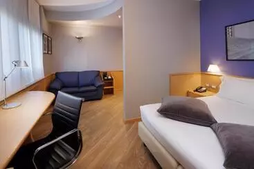 Best Western Plus Executive Hotel And Suites