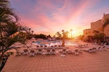 هتل آپارتمان Sport Hotel Monte Feliz powered by Playitas