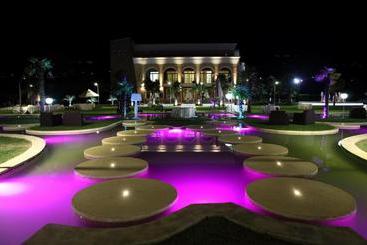 ホテル Baccus Palace