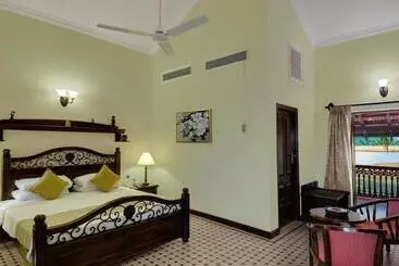 Hotel Mercure Goa Devaaya Resort