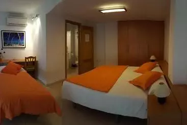 ツーリストアパートメント Enginyapartaments