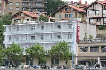 ホテル Petit Palace Tamarises