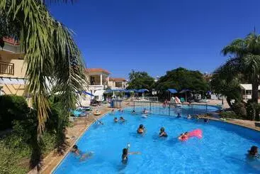 Jacaranda Hotel Apartments