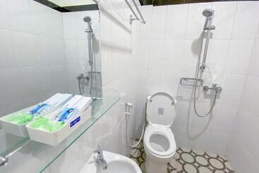 Szálloda Reddoorz Syariah At Mitra Guest House